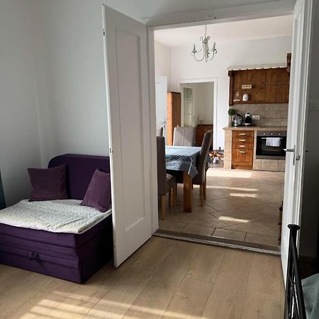 Aparthotel Pelini középső à Szentendre Extérieur photo